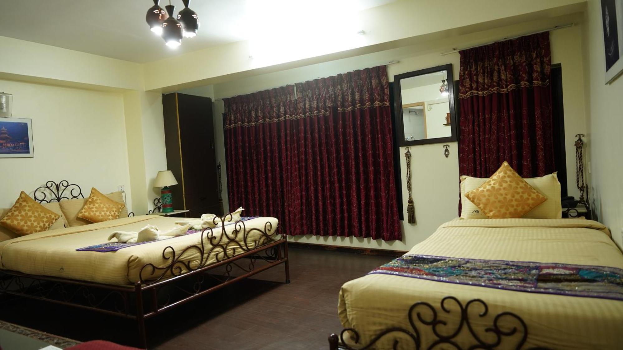 Cosy Hotel Bhatgoan Exterior foto